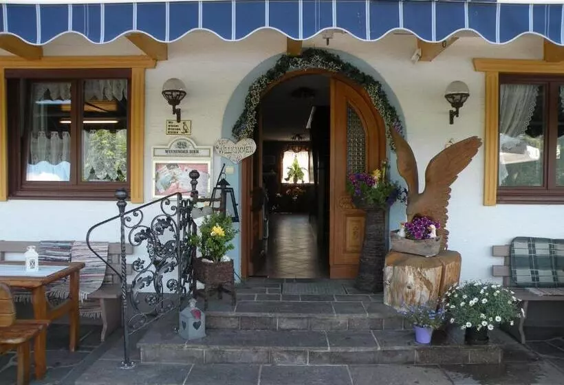 ペンション Alpenhof Grafleiten