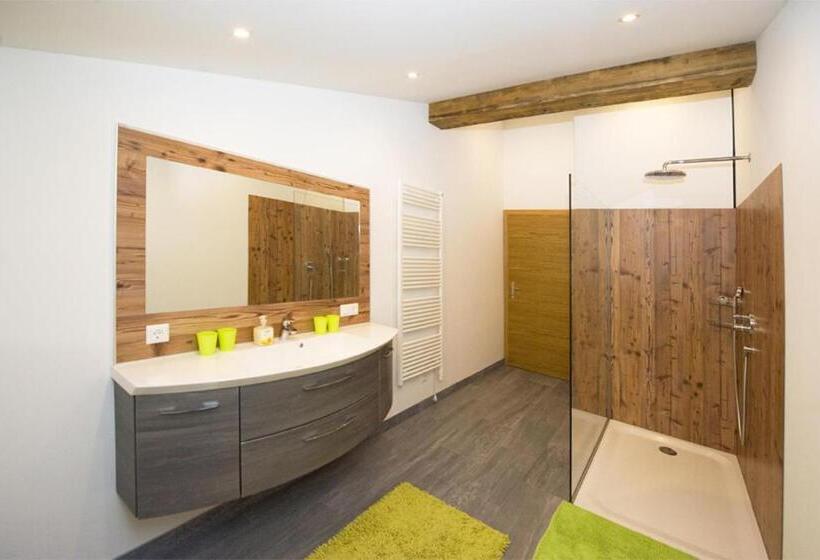 بنسيون Alpenhof Grafleiten