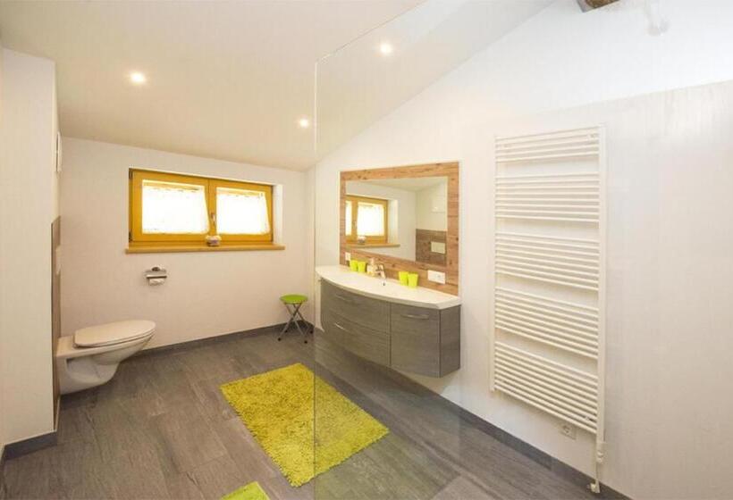 بنسيون Alpenhof Grafleiten