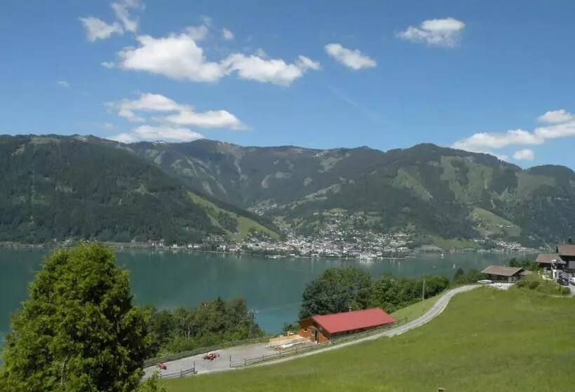 ペンション Alpenhof Grafleiten