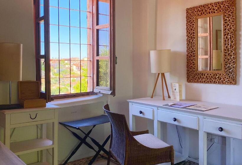 ペンション Apokryfo Traditional Guesthouse