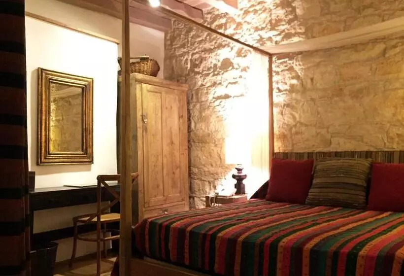 Majatalo Apokryfo Traditional Guesthouse