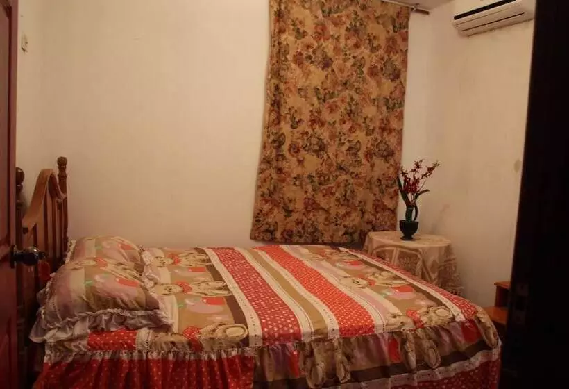 پانسیون Dumas Villas