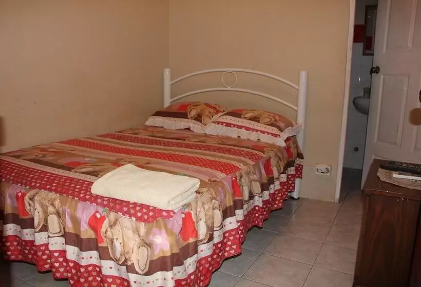 پانسیون Dumas Villas