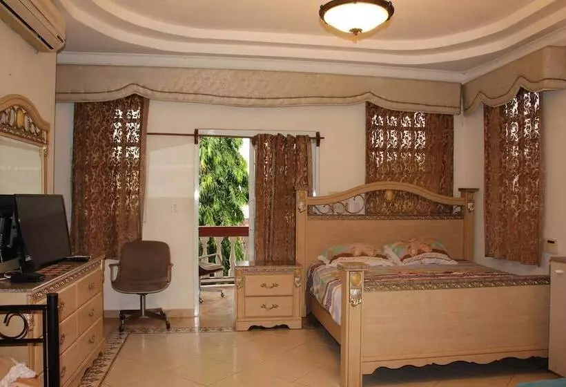 پانسیون Dumas Villas