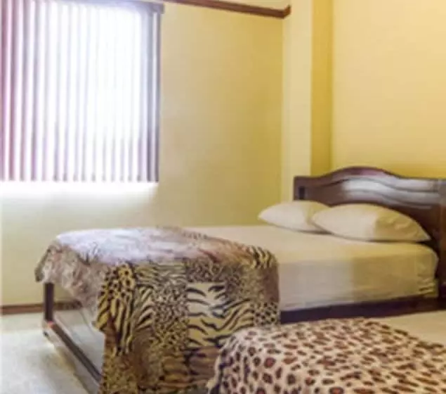 Majatalo Golden Mar Hostal