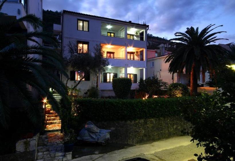 پانسیون Guesthouse Bmb Bagarić