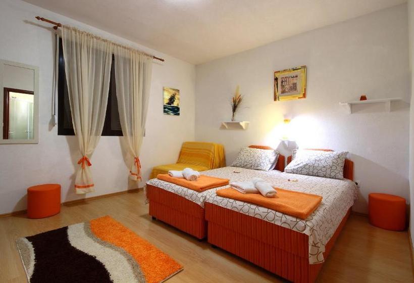 پانسیون Guesthouse Bmb Bagarić