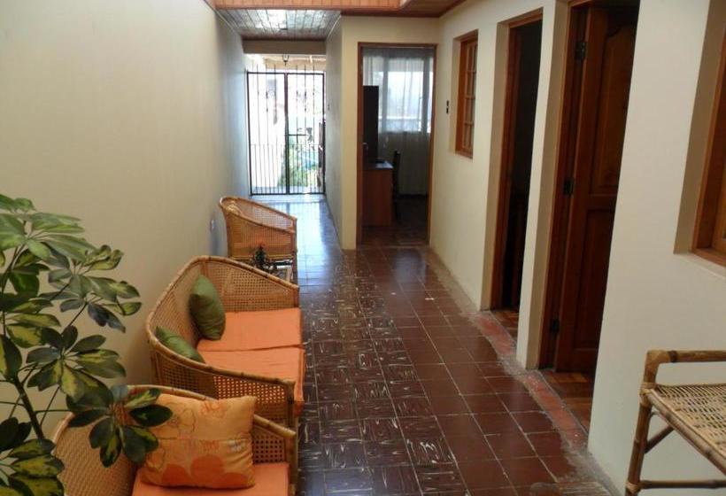 פנסיון Le Petit Clos