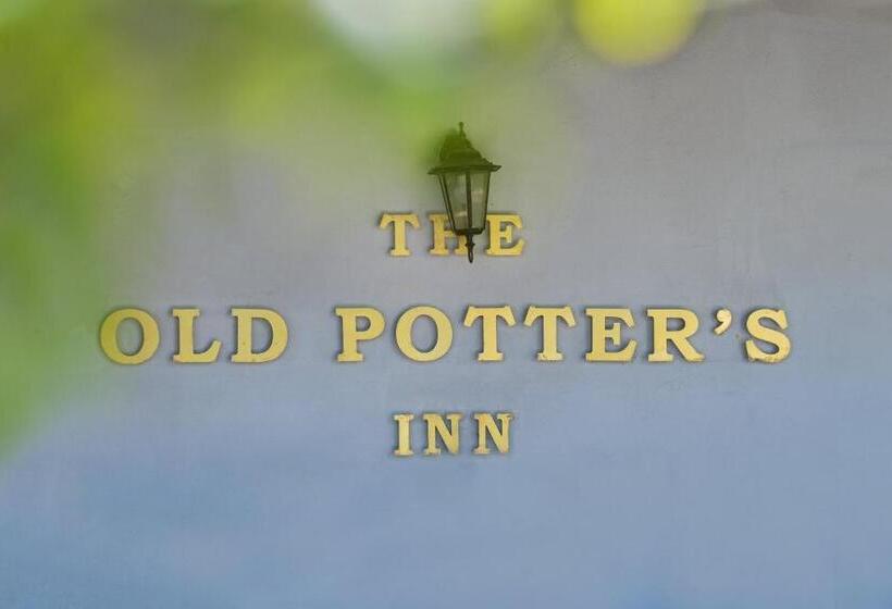 ペンション Old Potters Inn