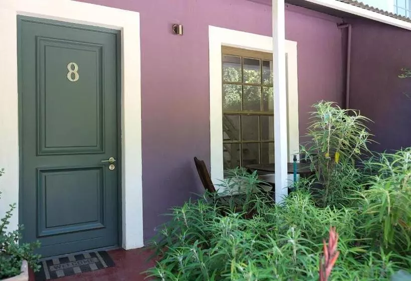 Majatalo Old Potters Inn