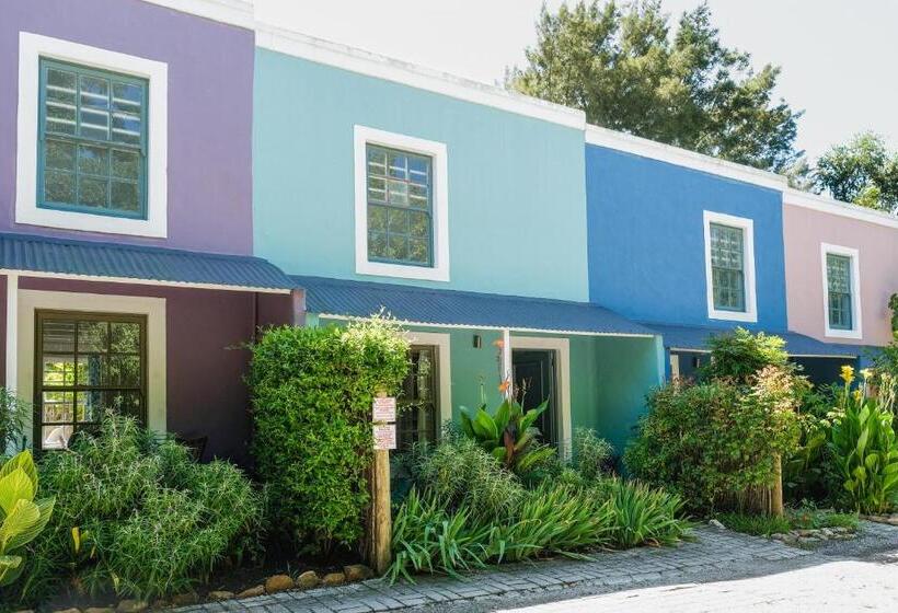 ペンション Old Potters Inn