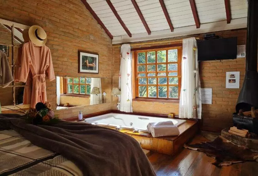 ペンション Pousada Vale Monte Azul