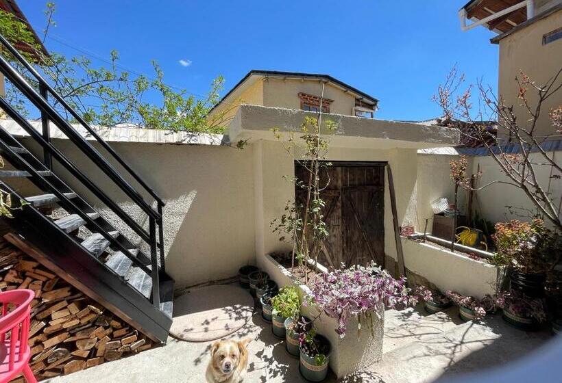 Pensão Timeless Inn