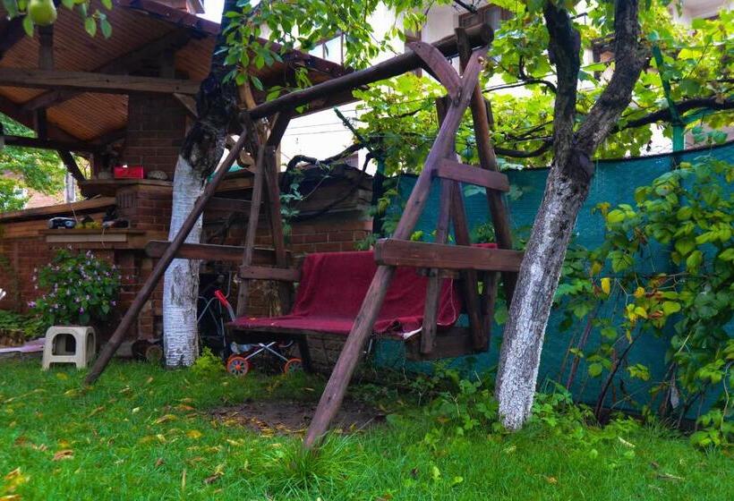 膳宿费 Topuzovi Guest House