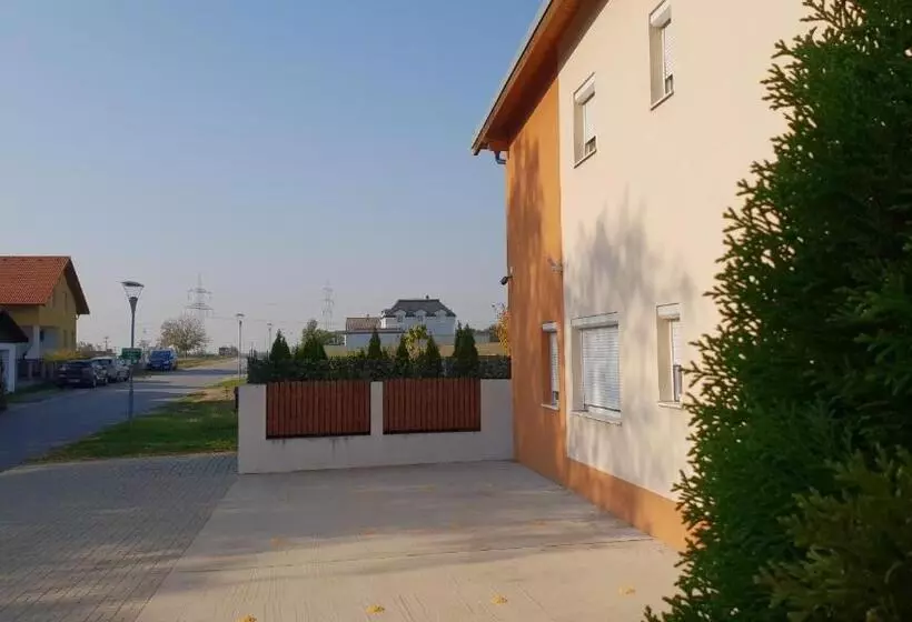 Pension Diana Parndorf