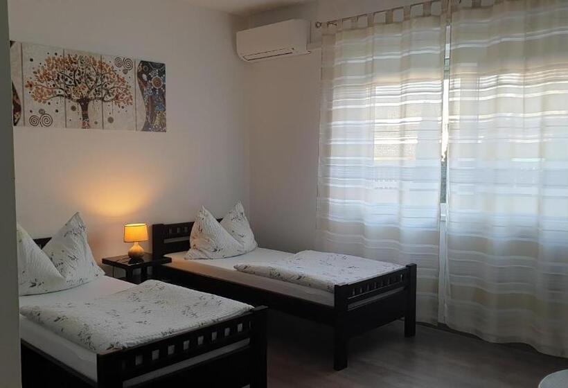 Pension Diana Parndorf