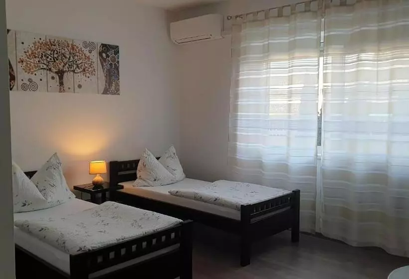 Pension Diana Parndorf