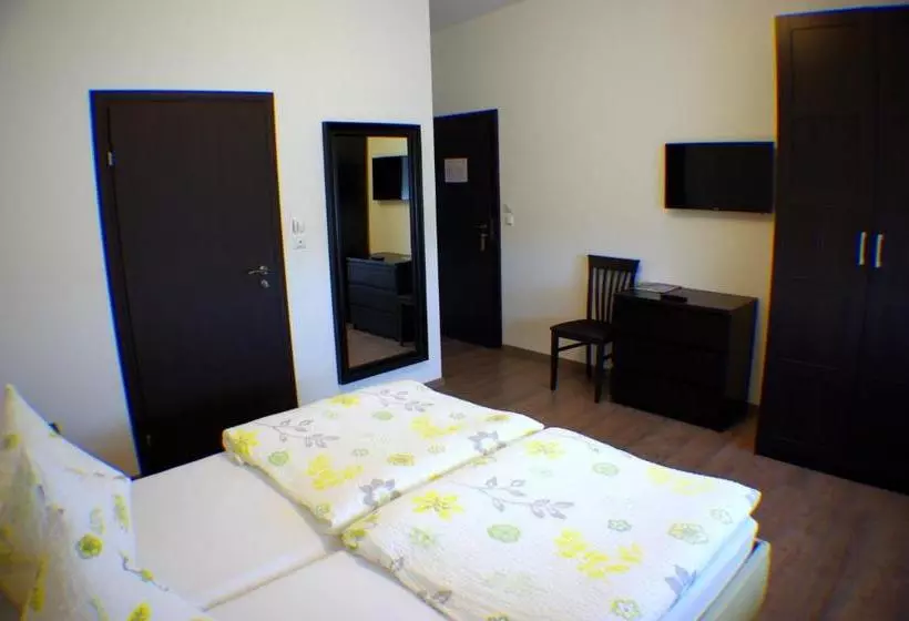 Pension Diana Parndorf