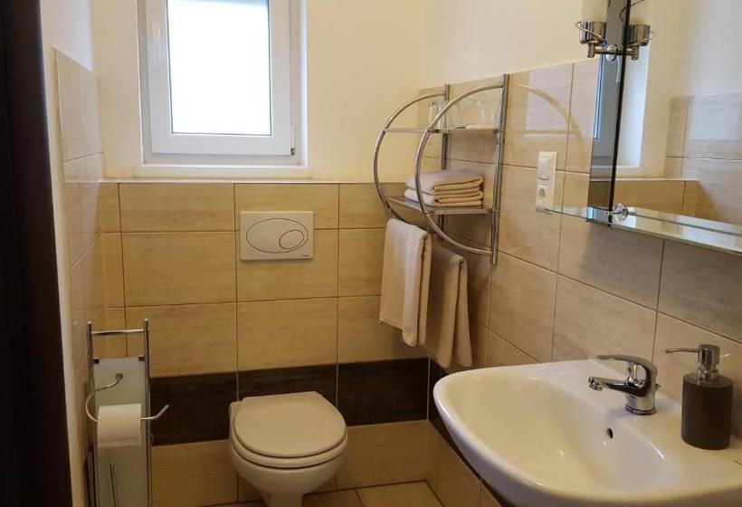 Pension Diana Parndorf