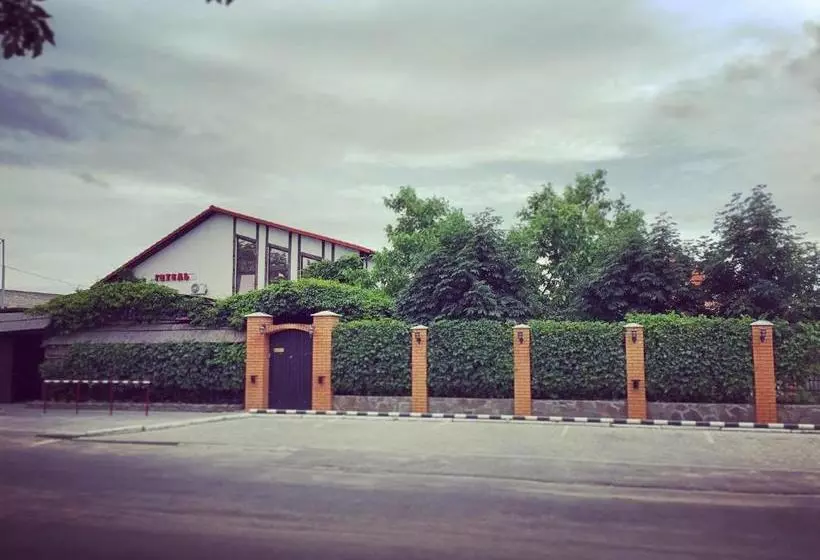 هاستل Nakhodka Inn