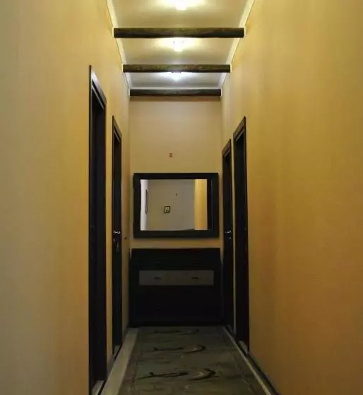 هاستل Nakhodka Inn