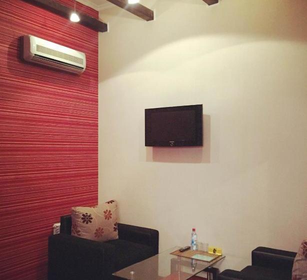 هاستل Nakhodka Inn