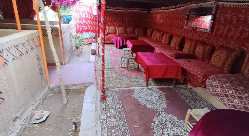 هاستل Prends Ton Temps