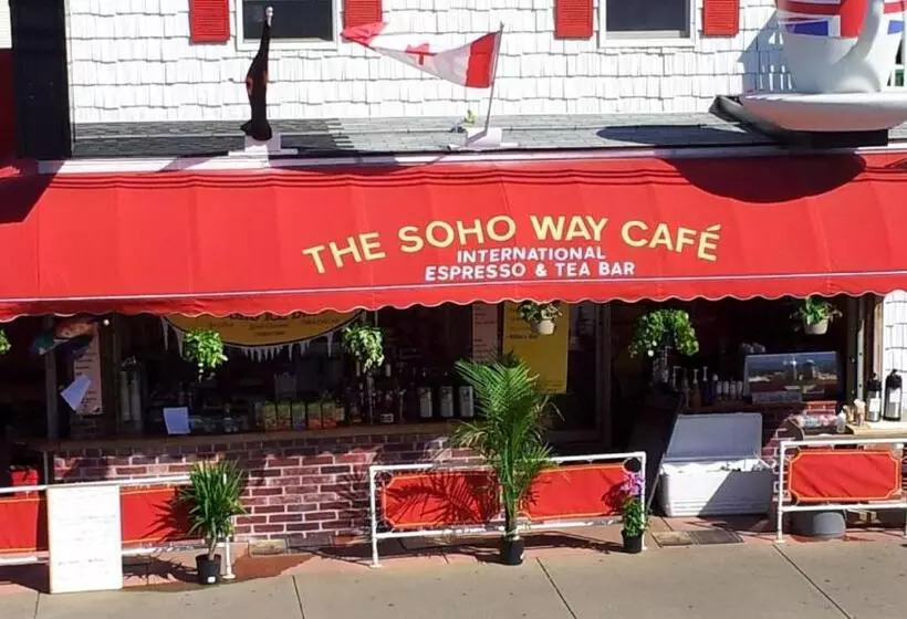 ユースホステル The New Oceanic Inn