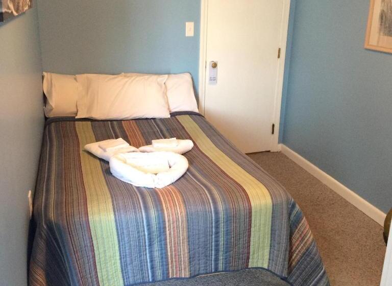 فندق صغير The New Oceanic Inn