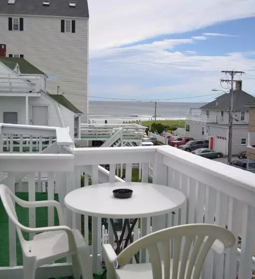 ユースホステル The New Oceanic Inn