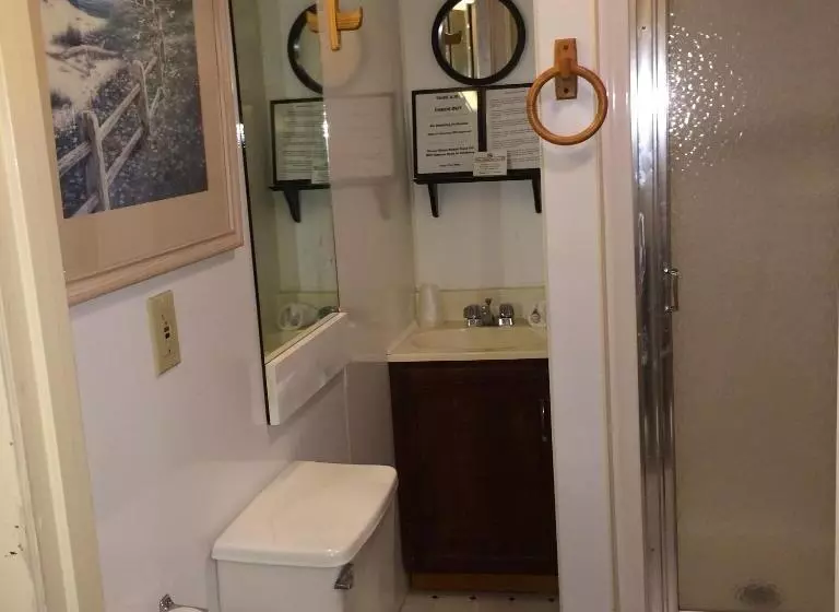 ユースホステル The New Oceanic Inn