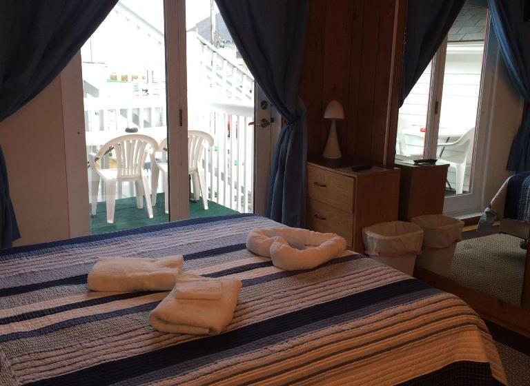 فندق صغير The New Oceanic Inn