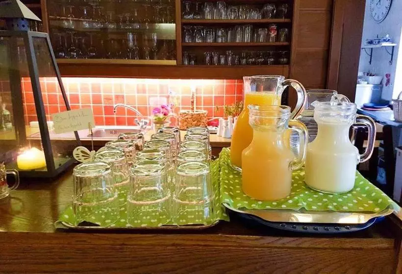 Helenental Pension & Apartments