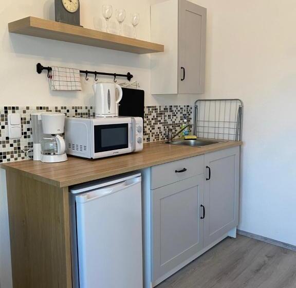 Helenental Pension & Apartments