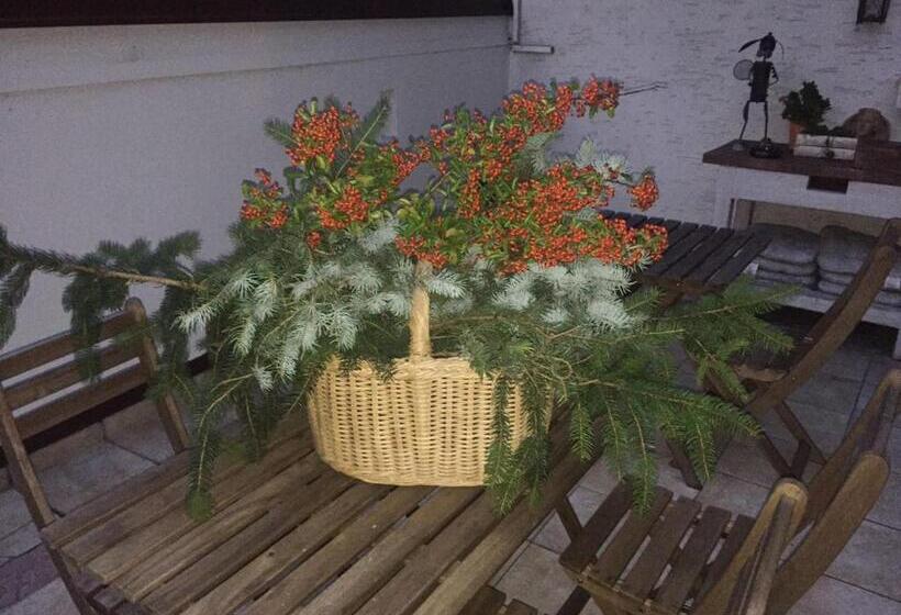 Helenental Pension & Apartments