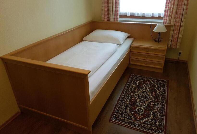 Helenental Pension & Apartments