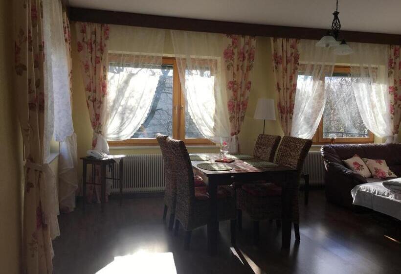 Helenental Pension & Apartments