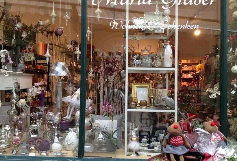 Helenental Pension & Apartments