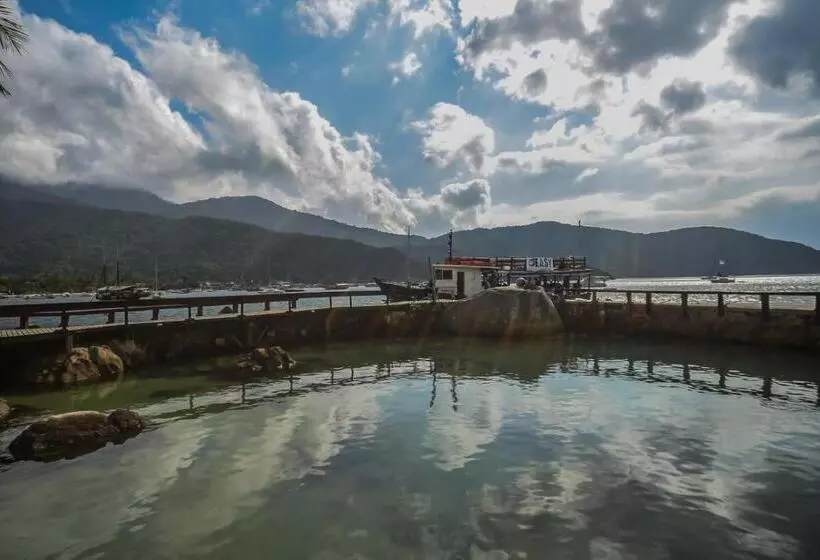 Majatalo Aquario Pousada Hostel   Night Club