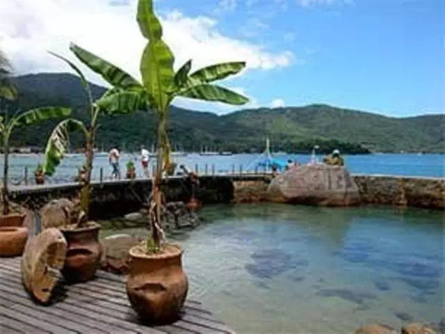 Majatalo Aquario Pousada Hostel   Night Club