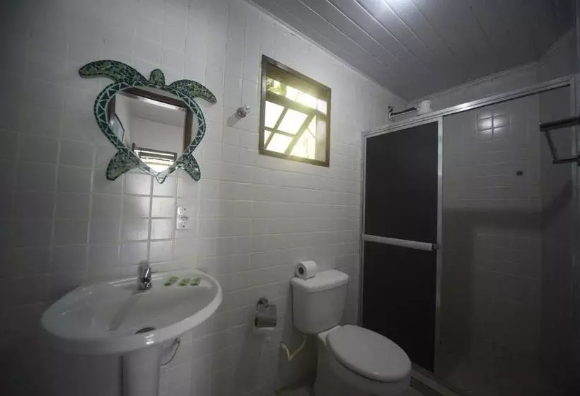 Majatalo Aquario Pousada Hostel   Night Club