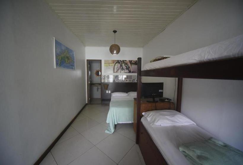 پانسیون Aquario Pousada Hostel   Night Club