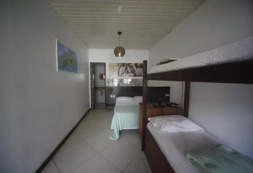 Majatalo Aquario Pousada Hostel   Night Club