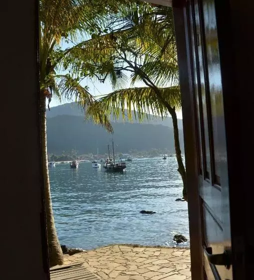 Majatalo Aquario Pousada Hostel   Night Club