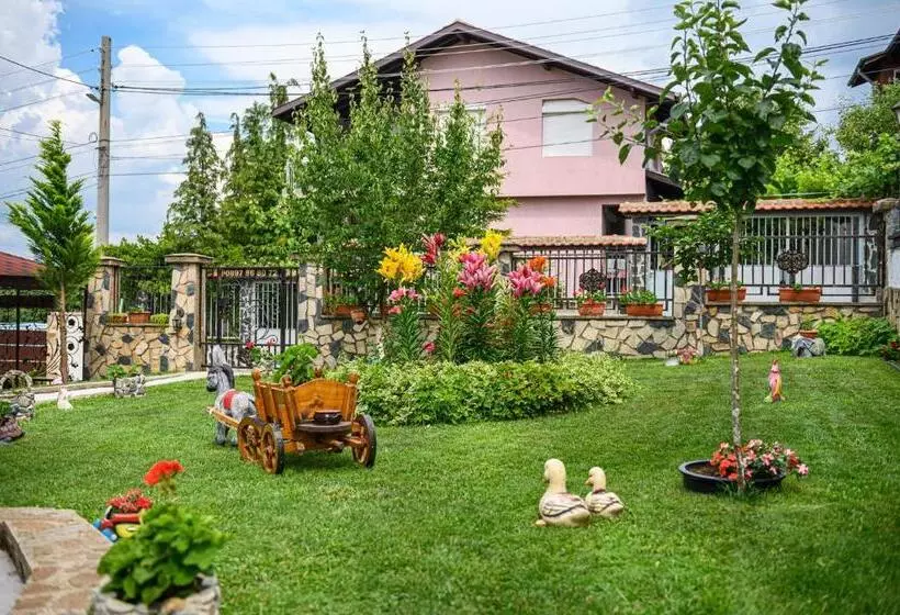 ペンション Medi Guest House