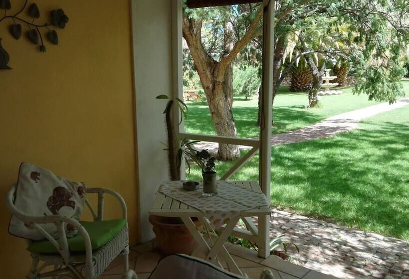 بنسيون Saxecoburg Lodge