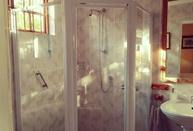 Majatalo Saxecoburg Lodge