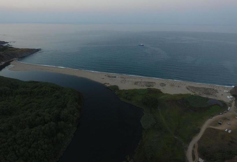 פנסיון Villa California