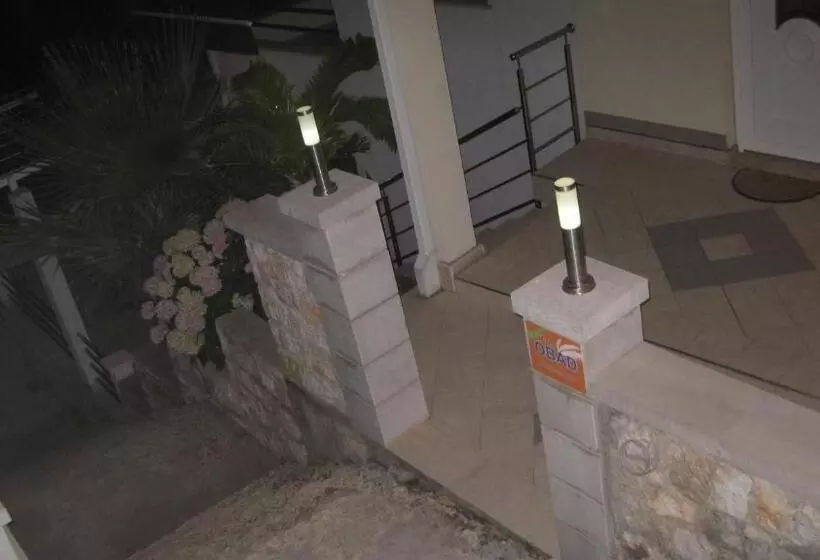 پانسیون Villa Obad Guest House